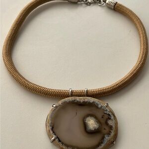 Elegant Tan Agate Pendant Necklace